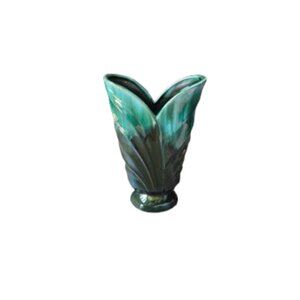 Blue Mountain Pottery BMP Large Open Leaf Style Vase, Green Glaze